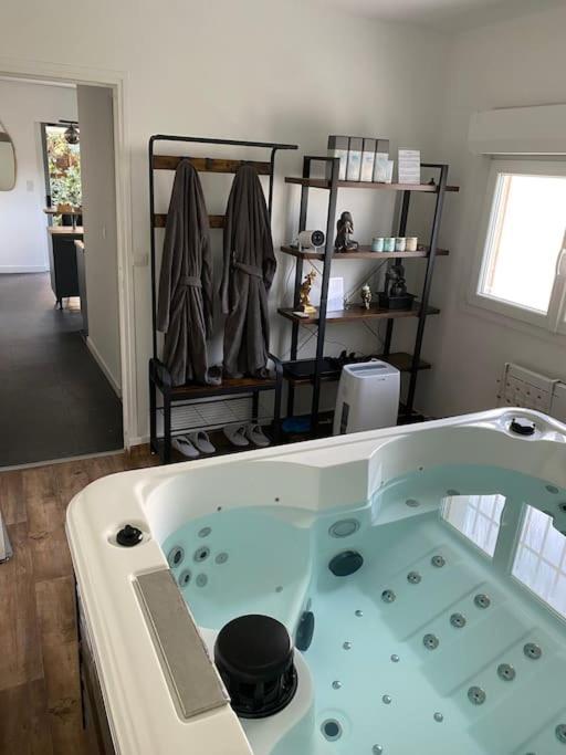 Spa Jardin Prive T3 Independant Dans Villa Morieres-les-Avignon Eksteriør bilde